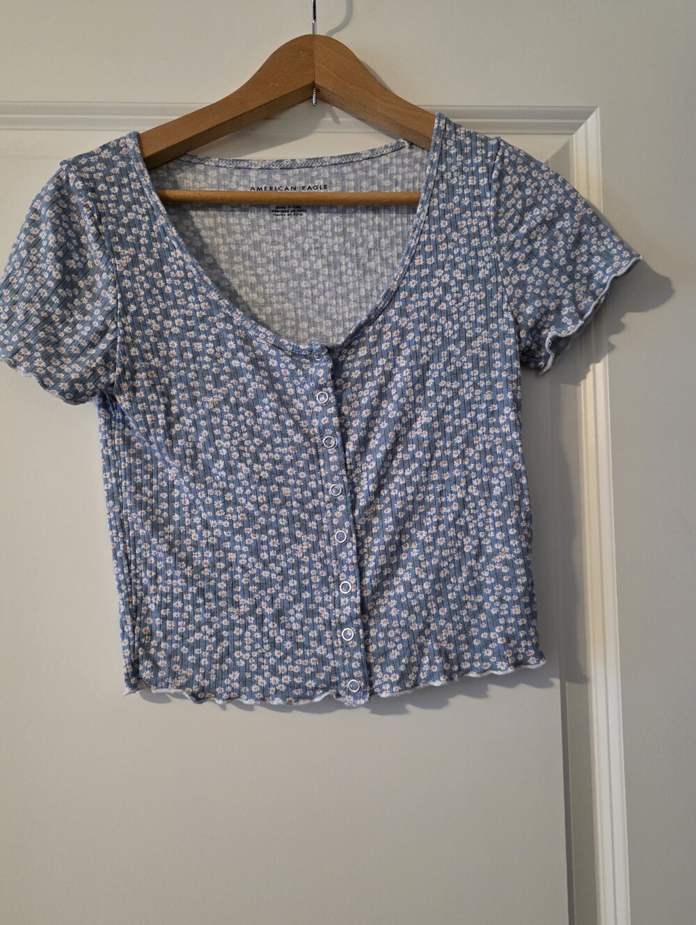 American Eagle Cropped Ribbed Snap Front Shirt Womens S Daisy Floral Boho Summer